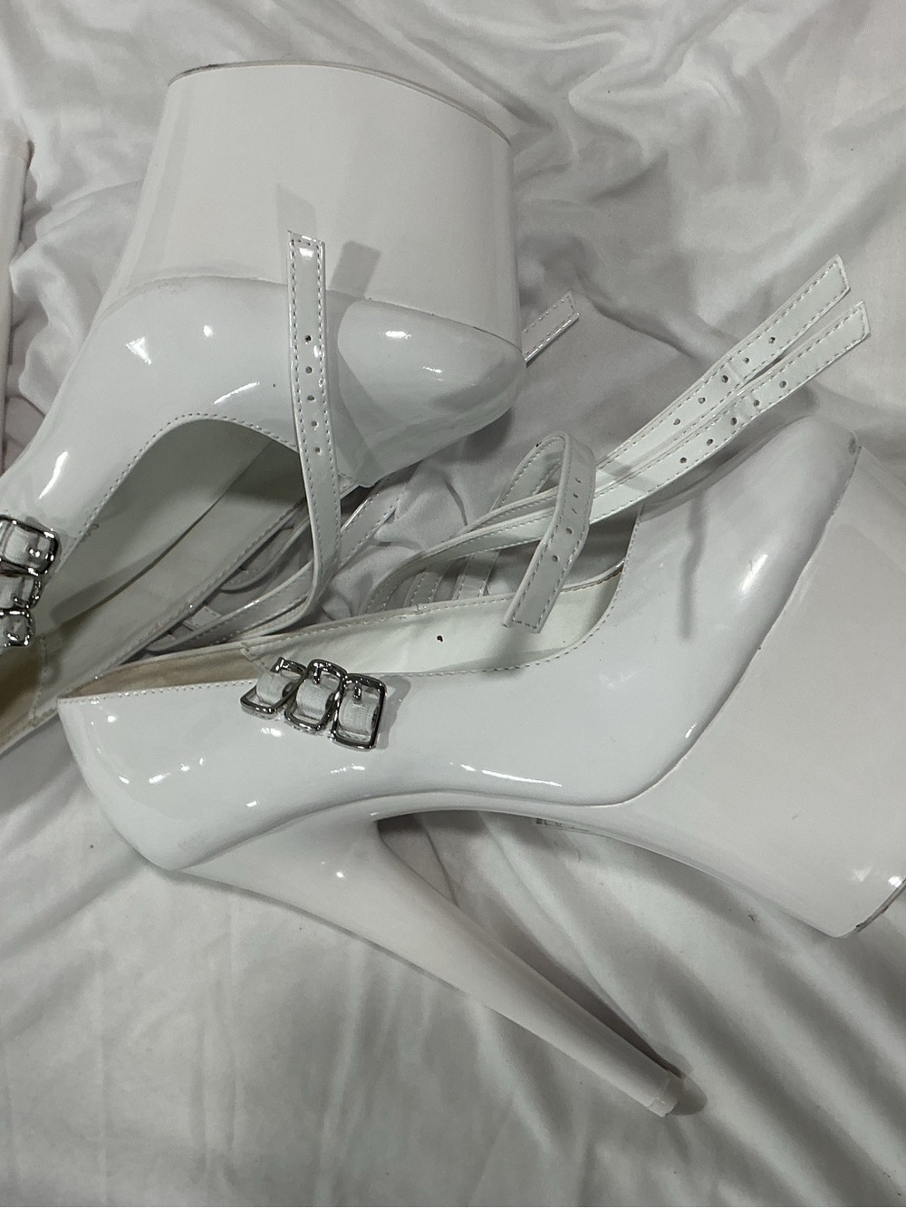 Hustler Hollywood White Patent High Stiletto Slingback Pumps with Buckle Detail